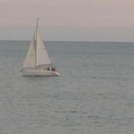 Le Chant Des Vagues Sète Esterno foto